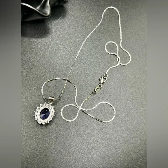 NIB S925 Stamped Silver Amethyst and Zircon Oval Pendant Necklace - Picture 12 of 14